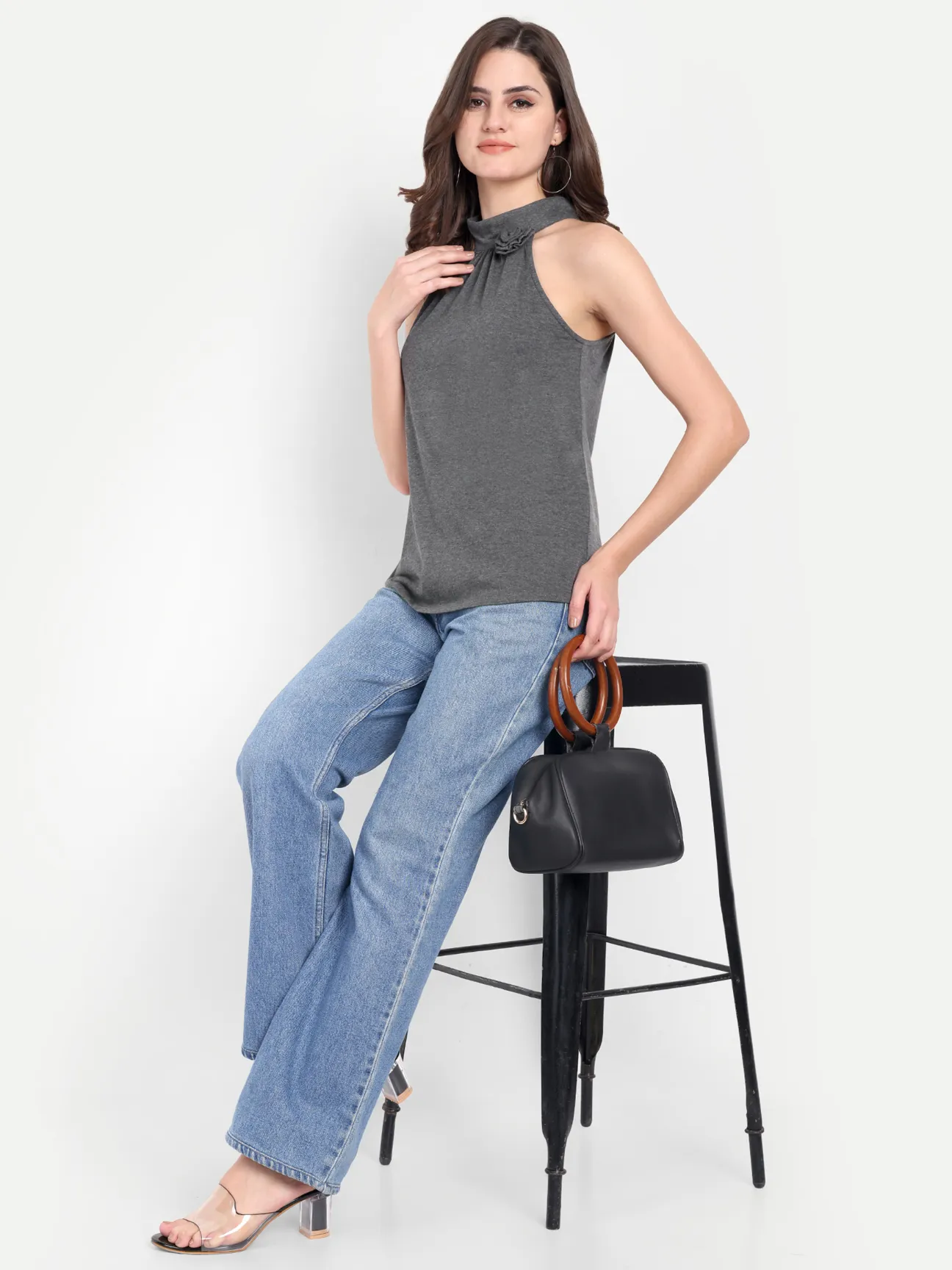 ecomm female shoot